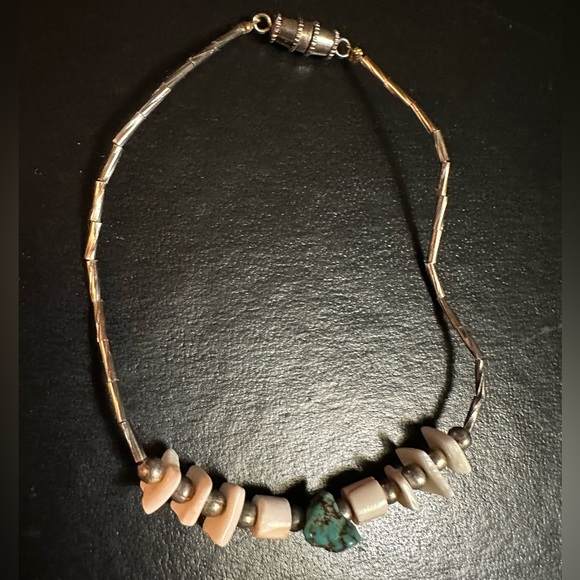Vintage Silver, White Shell & Turquoise Bracelet - Picture 5 of 7